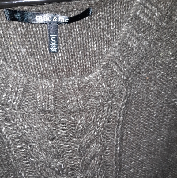 Mac & Jack brown Knit top. - Picture 6 of 16